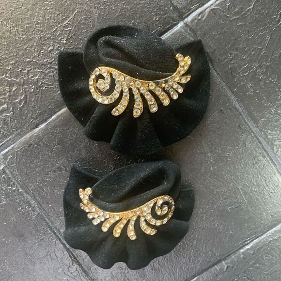 Lovely Vintage Rhinestone design Felt Shoe clips, Unmarked - Picture 2 of 4